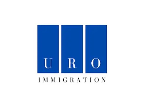 تیم حقوقی و وکالتی U R O 