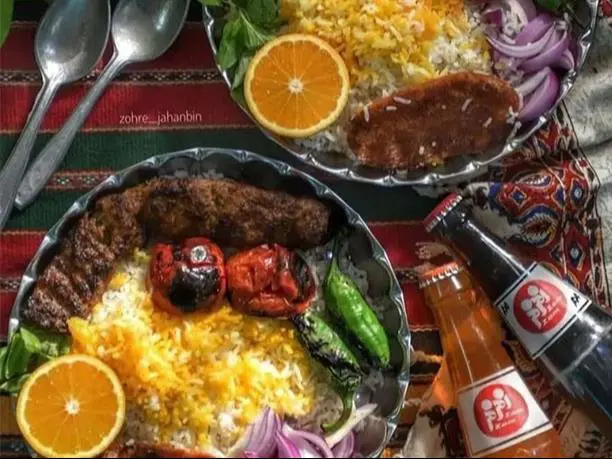 رستوران ایرانی فانوس